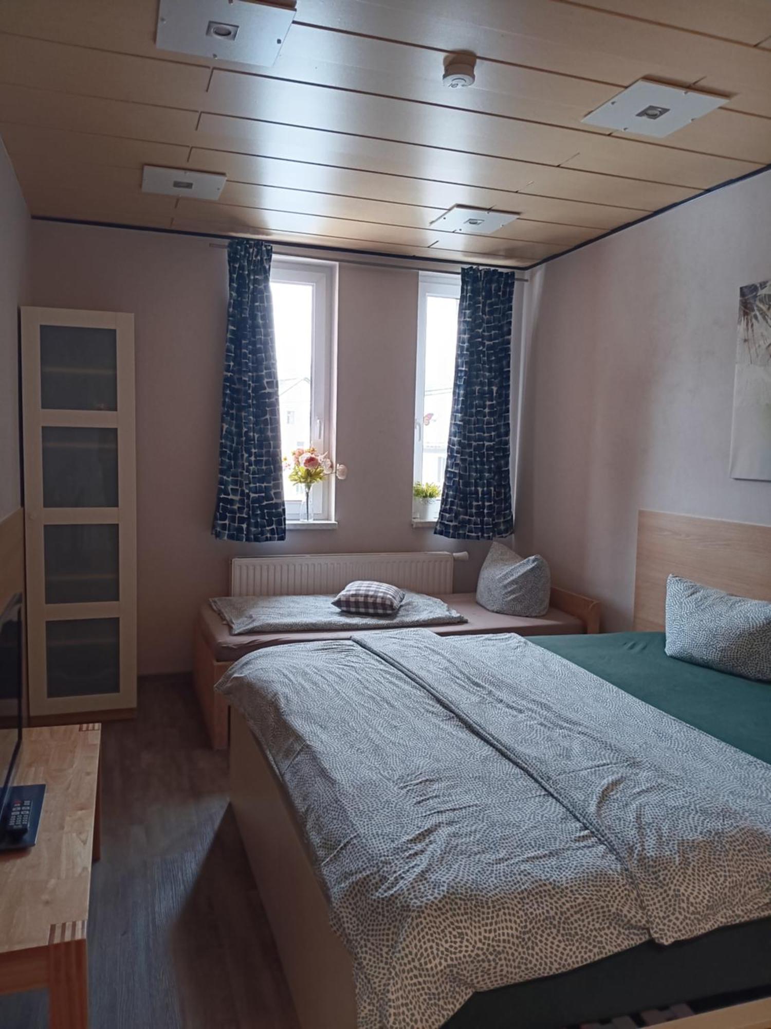 Ferienwohnungen Im Vogtland Heinsdorfergrund Bagian luar foto